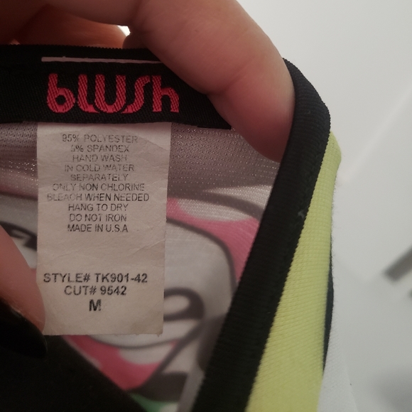 Top - Picture 4 of 5